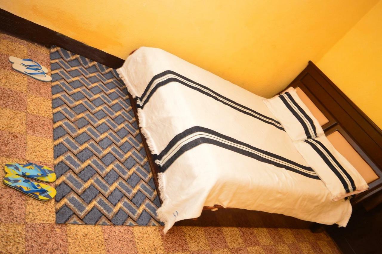 Chef Wondim Backpackers Hostel 곤다르 외부 사진