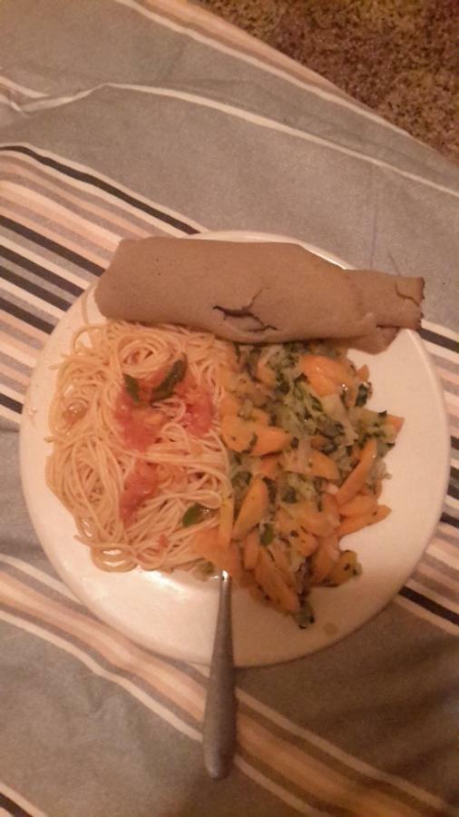 Chef Wondim Backpackers Hostel 곤다르 외부 사진